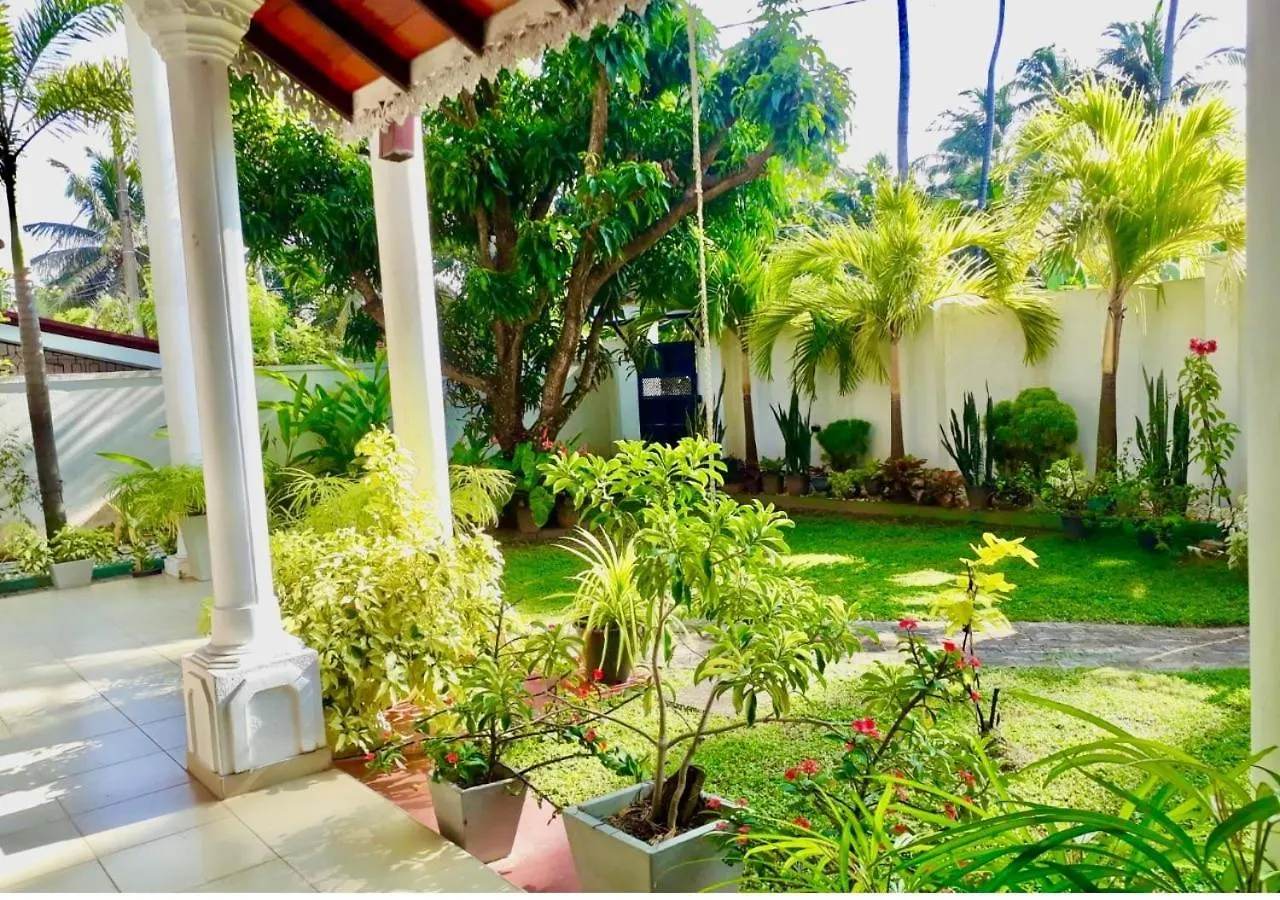 Ama Villa نيجومبو