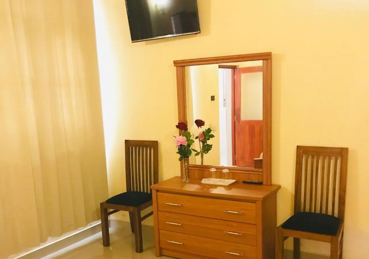 Ama Villa Негомбо