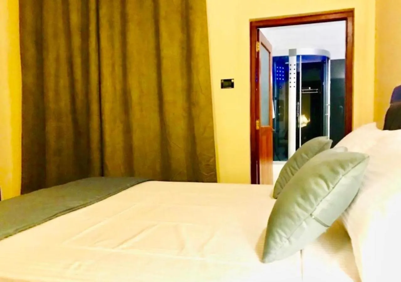 Ama Villa Негомбо